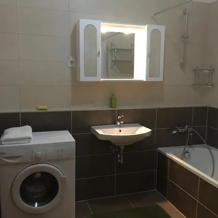 Corvin Rose بودابست