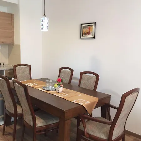 Apartment Corvin Rose *